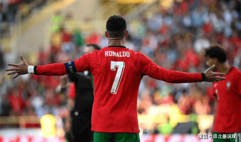 c罗热身赛梅开二度,比赛状态火热,意欲夺得本届欧洲杯