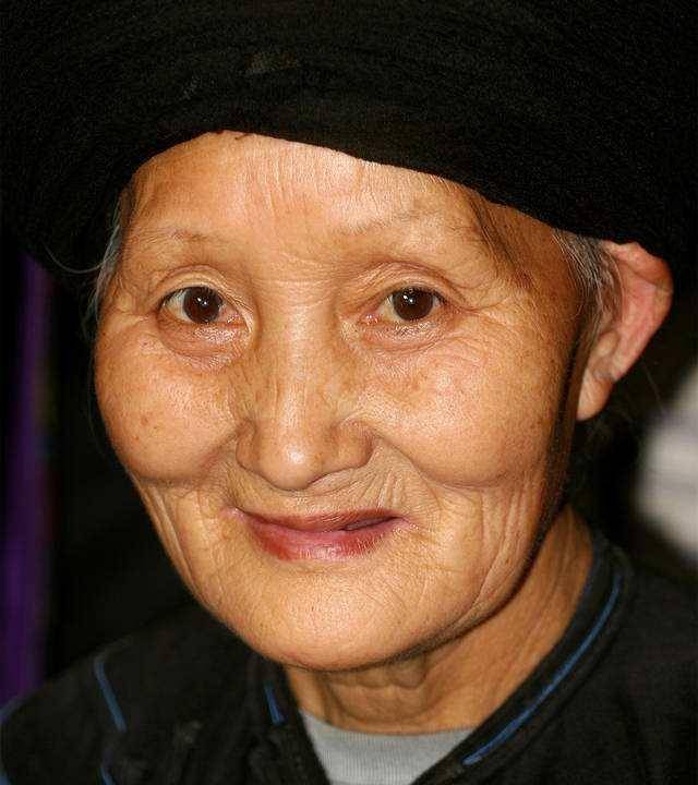 中国最后一位压寨夫人:今年100岁,眉宇间依稀可见当年的美艳