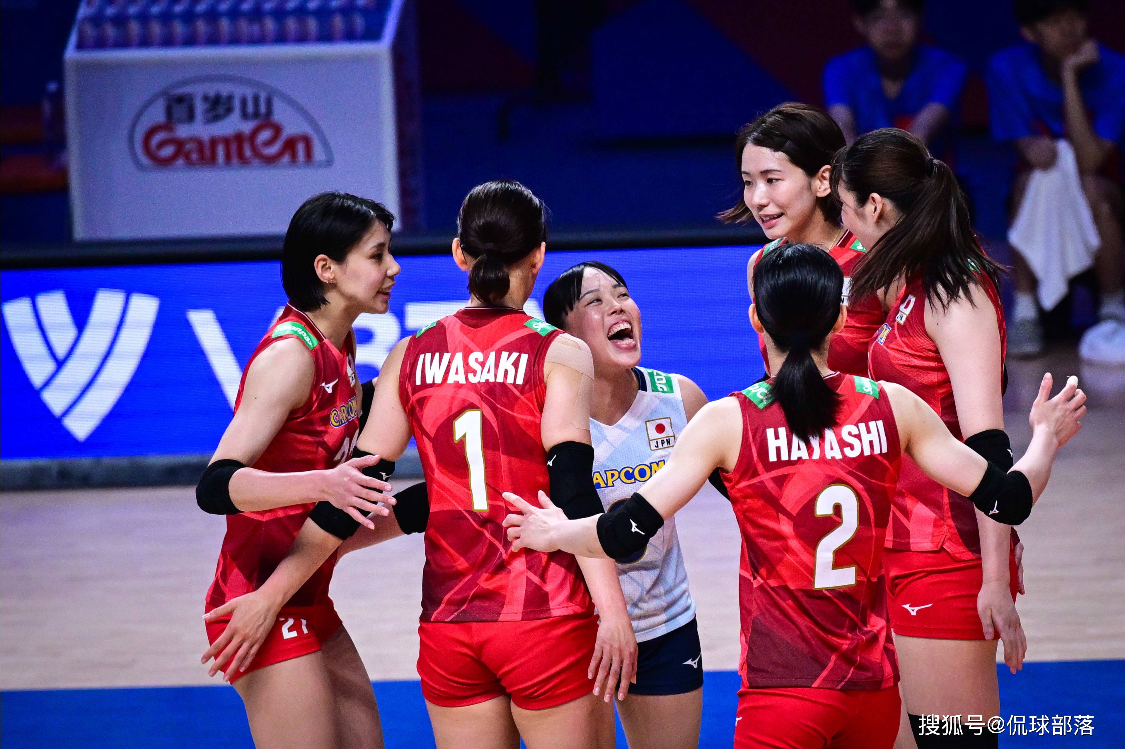 中国队躺着出线!亚洲2队全晋级,奥运女排12强仅剩1席:2队厮杀