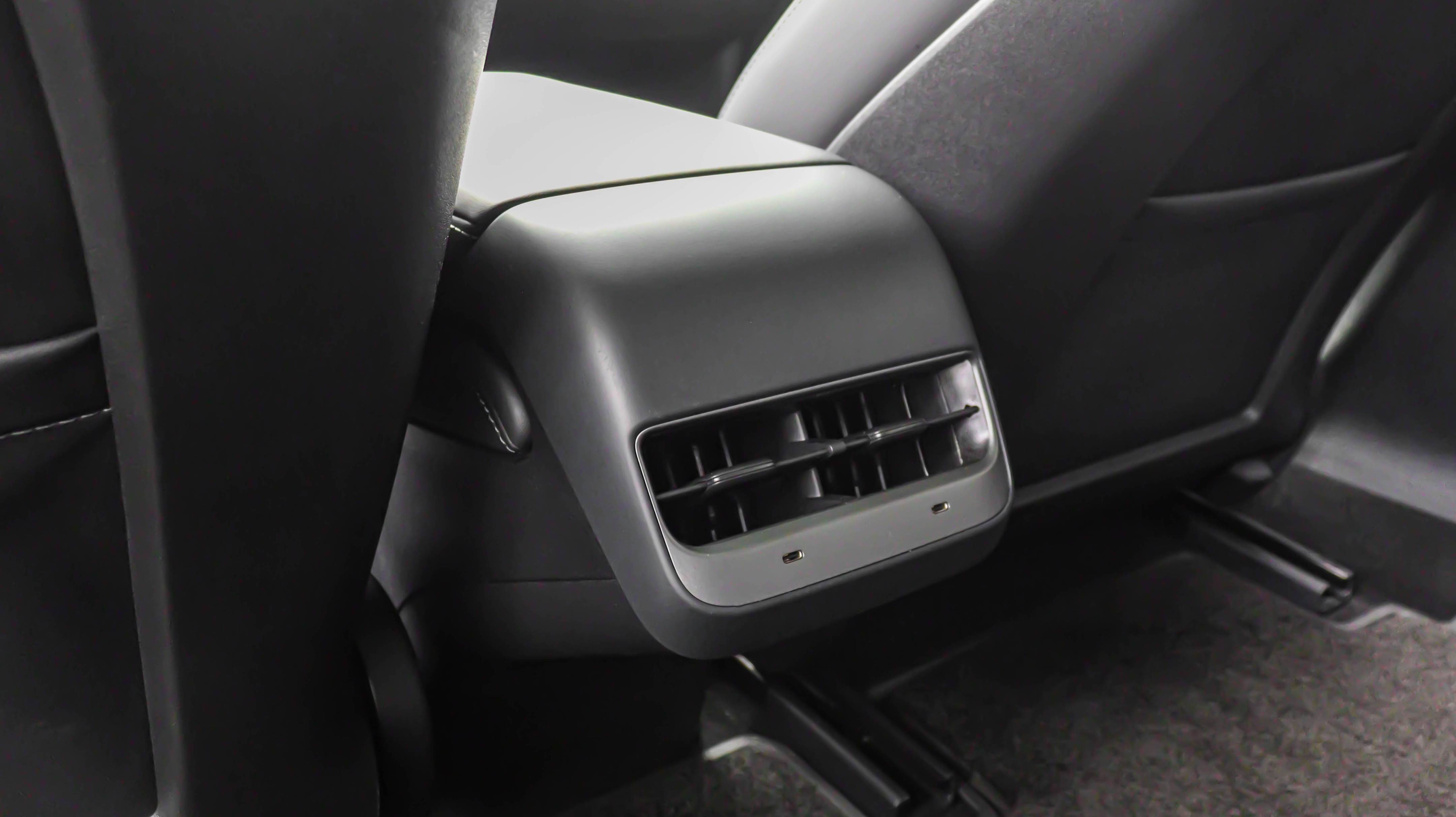 高颜纯电车中的"抢手货",公里数少,价格惊喜,别错过!