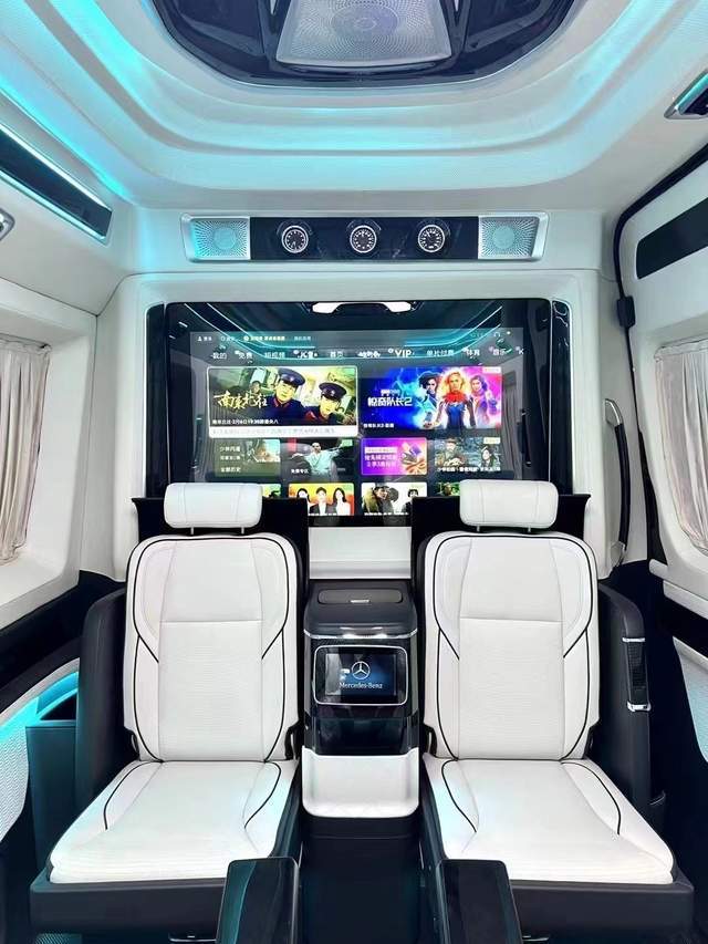 高规格接待用车,必须是一线品牌奔驰斯宾特了