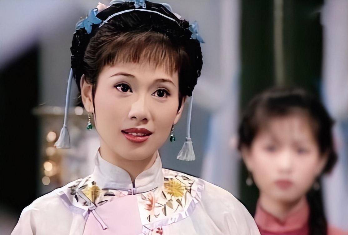 同样演"冯程程",把赵雅芝和宁静孙俪等人放一起,差距就出来了