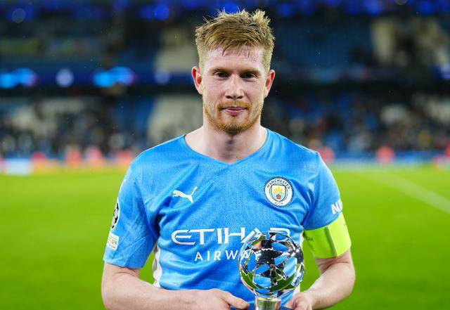 据曼彻斯特当地媒体报道,德布劳内目前正在考虑离开曼城.