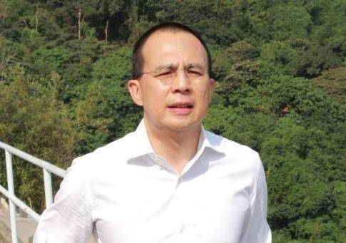 李嘉诚分家:长子掌盘市值8050亿的公司,小儿子却只得到现金