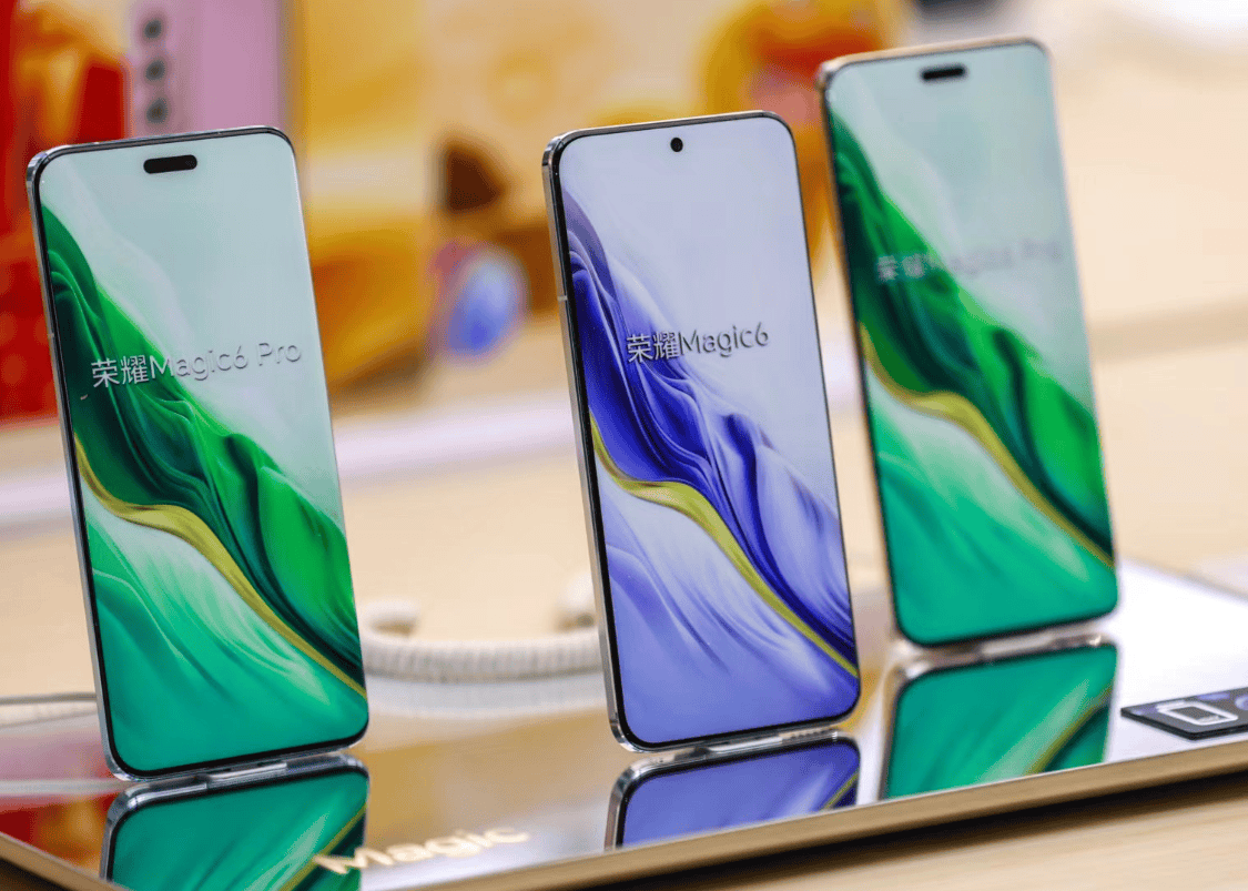 荣耀发飙了?骁龙8gen3 16gb 512gb 卫星通信,如今跌至