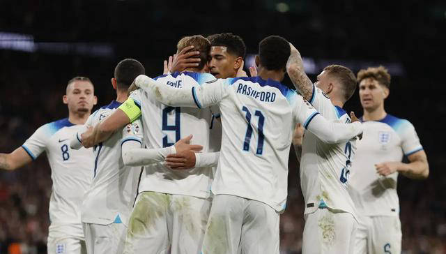 英格兰队争夺首个欧洲杯冠军,迎战塞尔维亚队备战如临