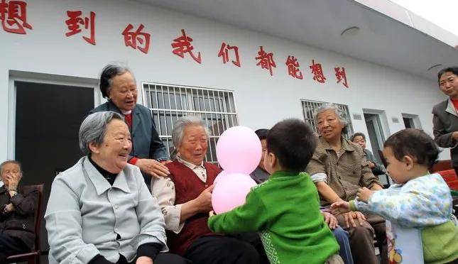 农村养老危机!人社部6月警告:退休审批严查,养老金存变数!