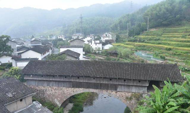 浙江庆元月山村,一座比月亮更美的古村,山环水抱宛若桃源