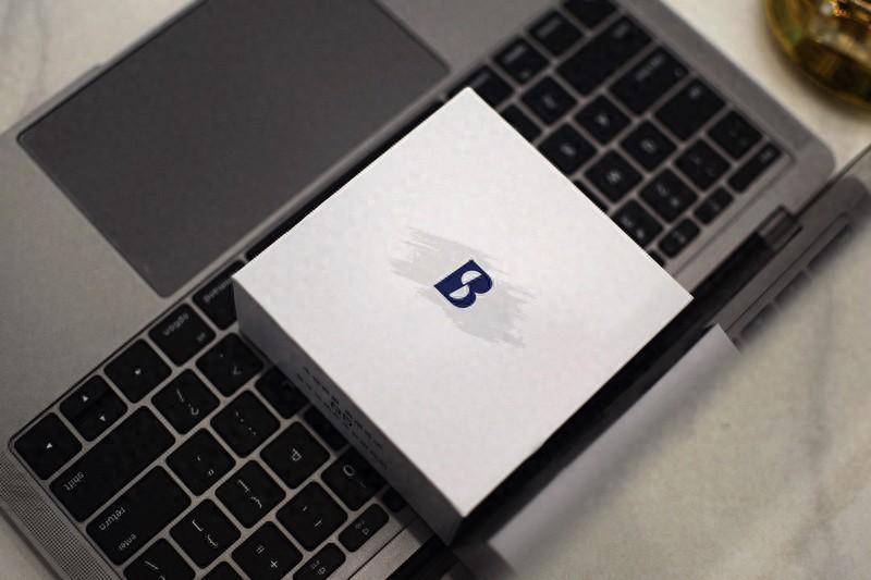 金耳朵认证的五星音质，双飞燕百耳颂蓝牙耳机B5 感受音质巅峰