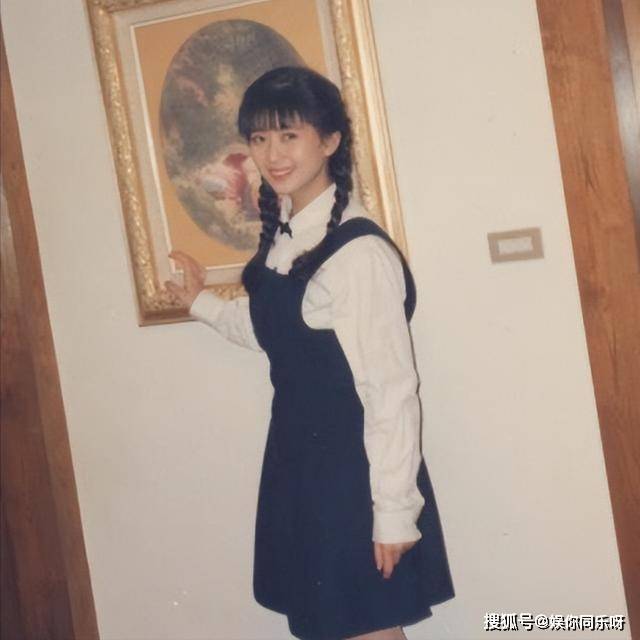 回顾孟庭苇:家人离世,婚后丈夫出轨又家暴,她被11岁的