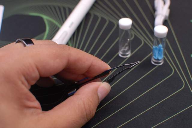 西圣Find智能可视耳勺:科技革新,让掏耳更智能更安全