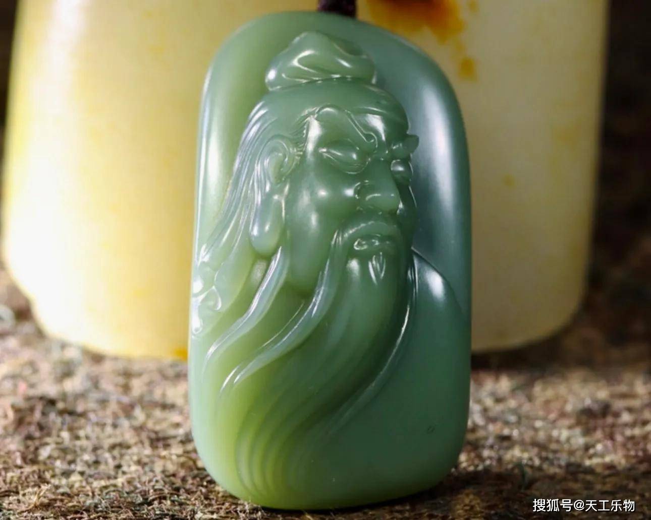 原创
            碧玉、沙枣青、析木玉！怎样分辨这三种绿色和田玉？