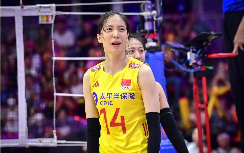 女排奥运名单出现反转,小钢炮逆袭有望,已婚国手或取代郑益昕