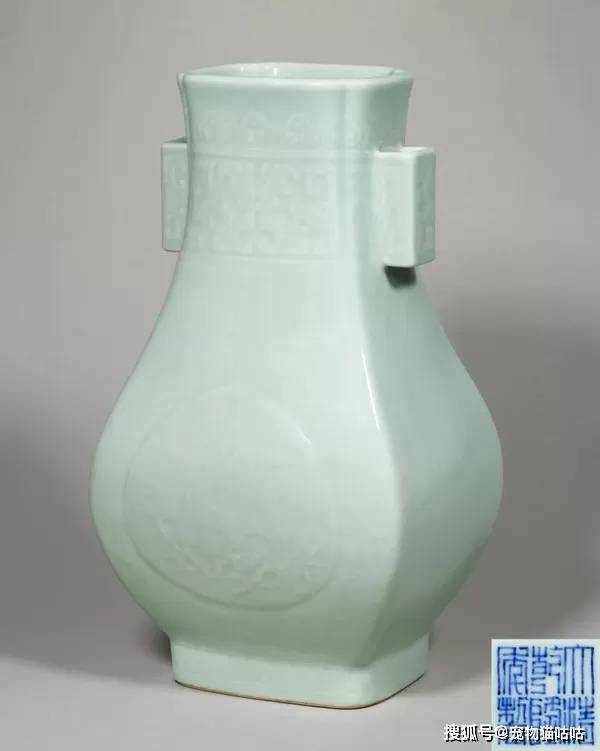 清乾隆粉青釉拱花浮雕万年如意竹报平安灵芝祥瑞汉壶尊_搜狐网