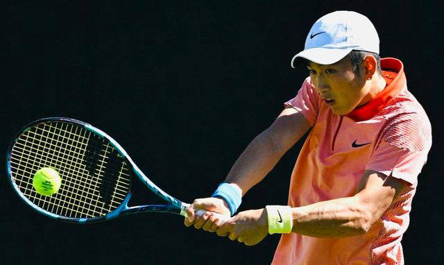 逆转取胜!19岁小将商竣程新突破,晋级网球8强,排名世界第90