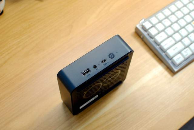 下班随手带走的电脑?新风尚的一体式轻办公主机零刻EQ13了解一下