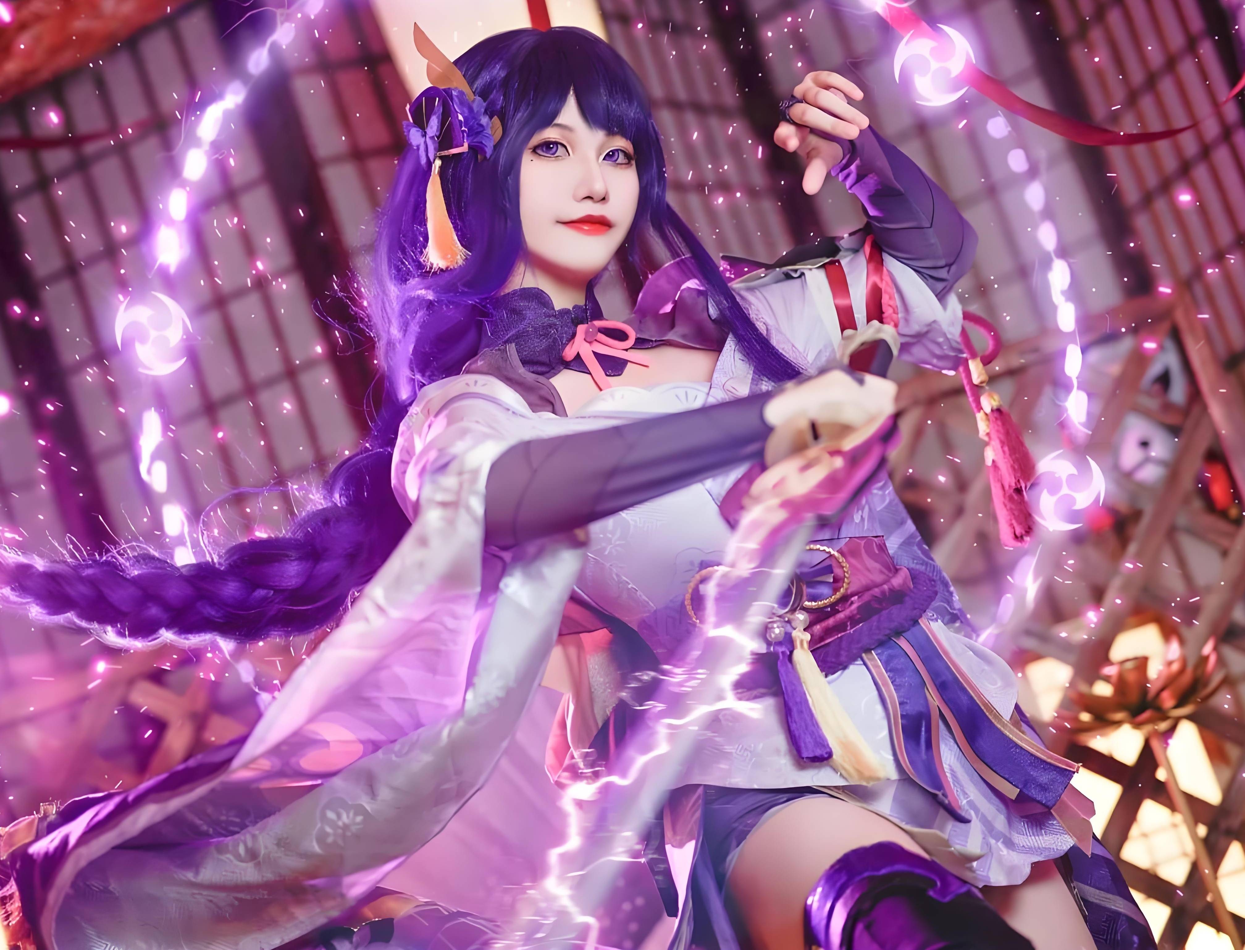 toya,酱cos《原神》雷电将军,蓝发双眸宛如真人,网友:真爱!