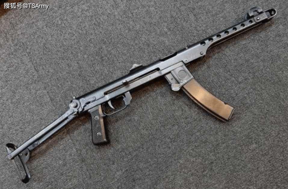 二战苏联的波波德,波波沙和波波斯,怎么来区分这三种冲锋枪