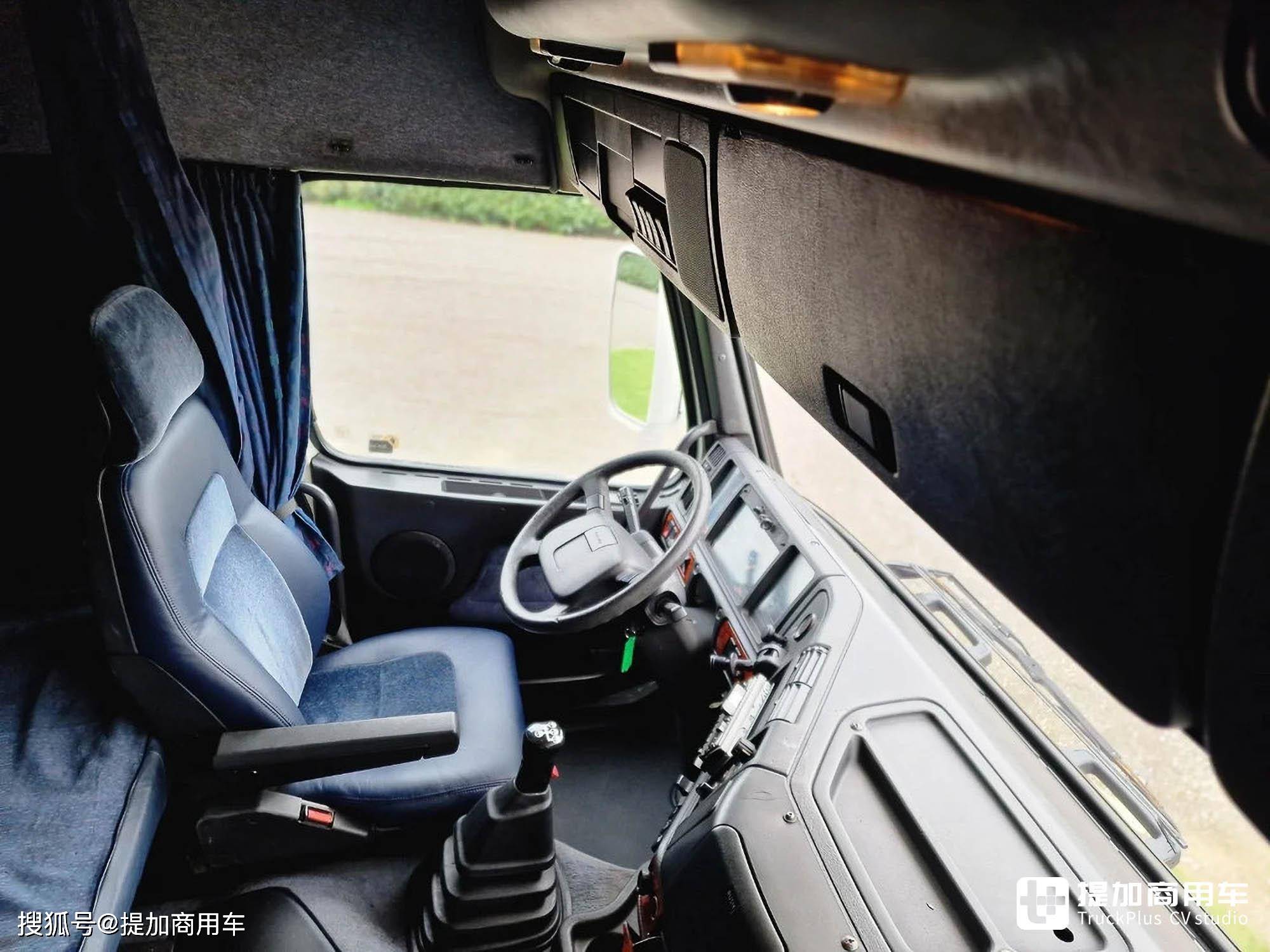 实拍沃尔沃fh16皇家级车型告诉你