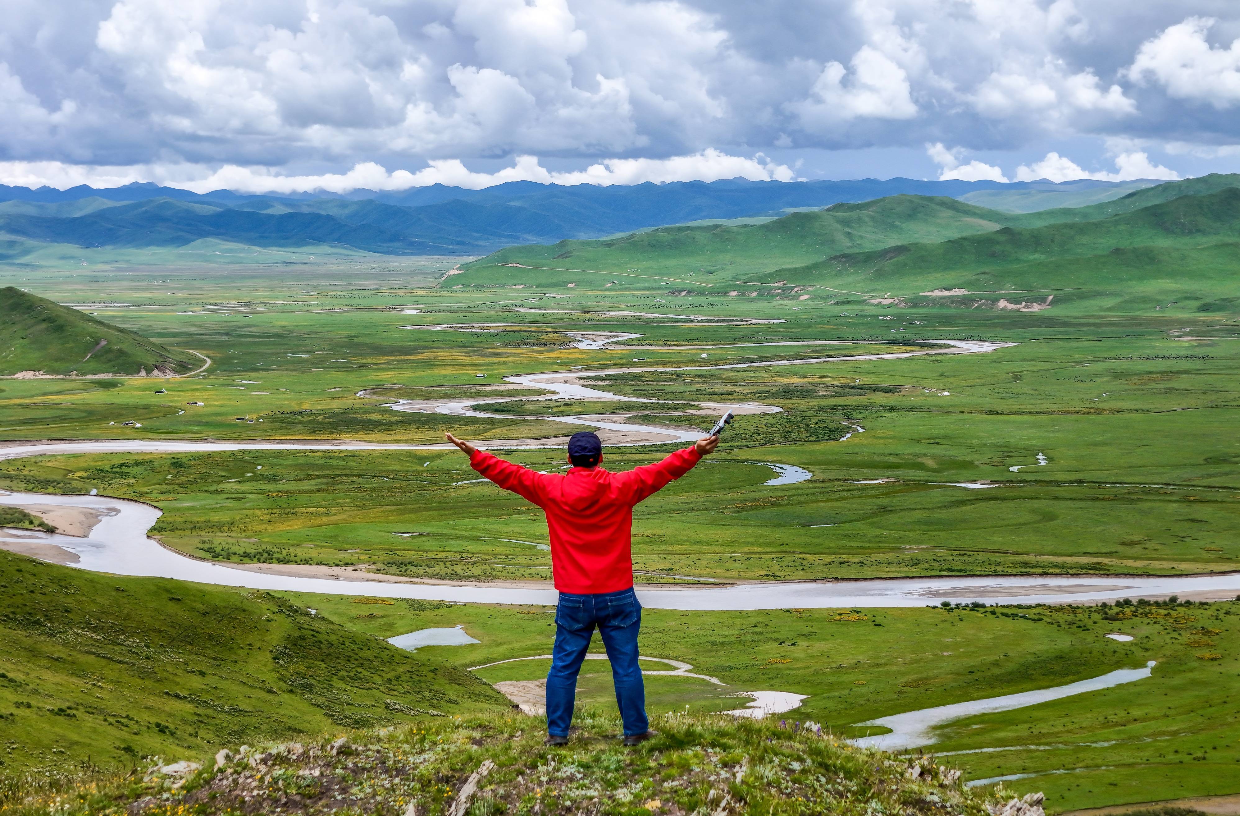 探秘阿坝漫泽塘,当千湾湿地遇上童话牧场,真的美到令人窒息