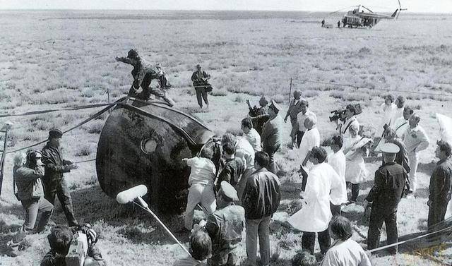 1971年,苏联飞船返回地球,打开舱门却发现三名宇航员已经去世