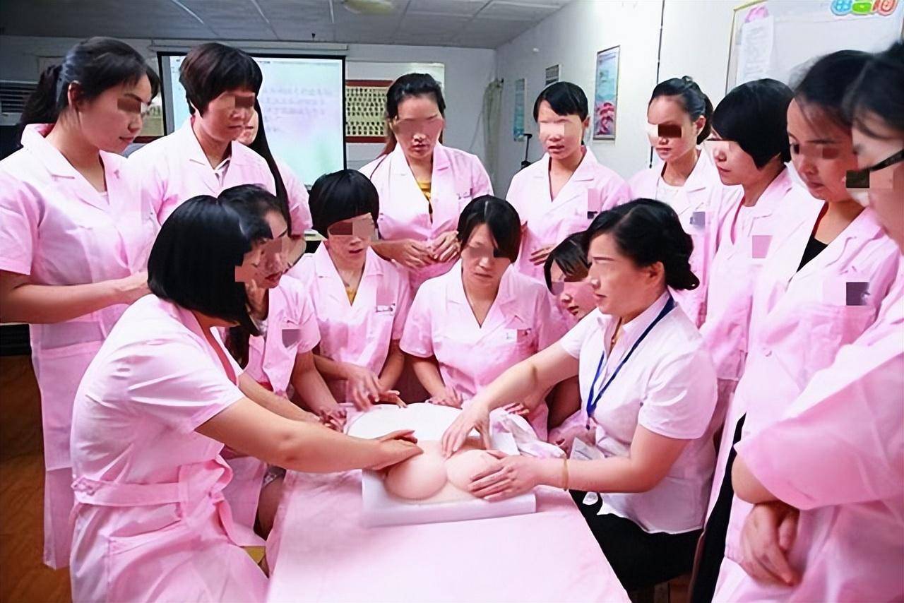 回顾小伙从事催乳师,一年服务800多位宝妈,月入三万购置两套房