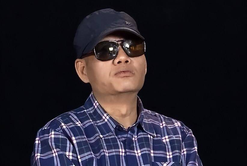 郭晓明觉得,这事跟妻子的遗产有关.