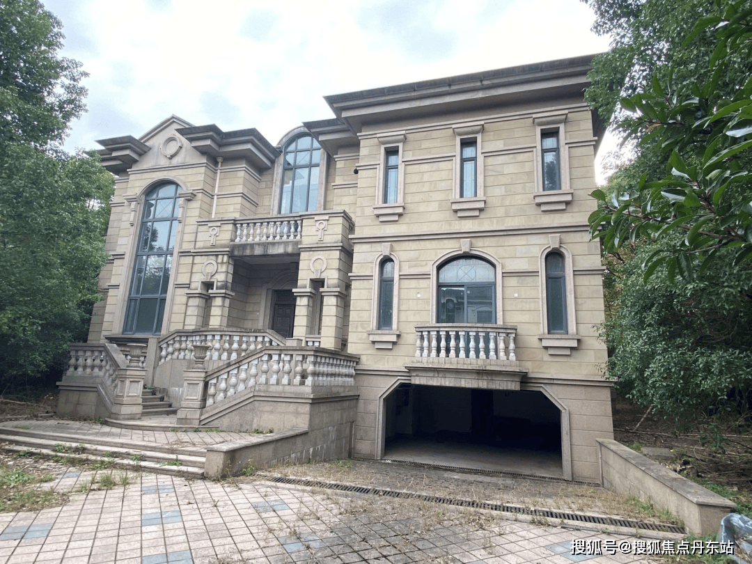 项目核心价值①历史·臻稀:别墅土地停止供应,未来高端独栋别墅市场