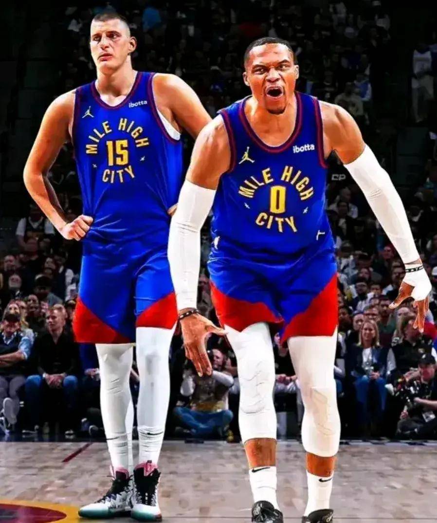 从nba窥探人性:36岁威少底薪被弃,39岁保罗千万仍尊!