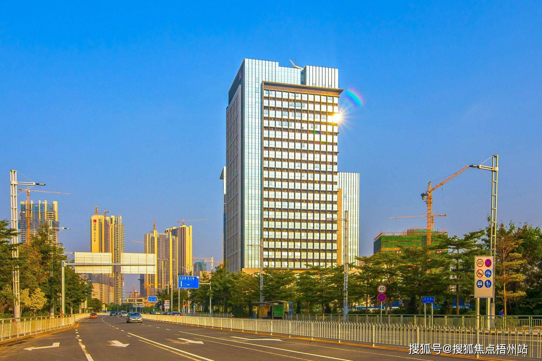 深圳荣超滨海大厦地址,电话,路线,周边,在哪,怎样-【预约通道】