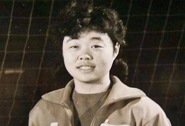 前女排队长孙晋芳,为中国体育奋斗终生,晚年疾病缠身靠换血续命_郎平