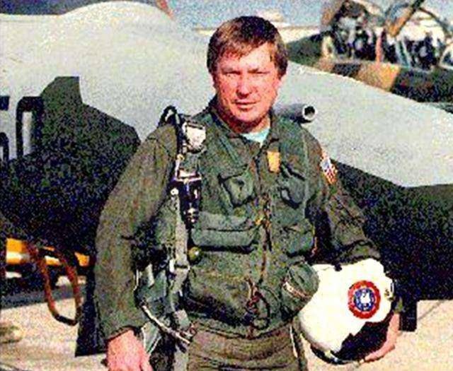 苏联飞行员驾顶尖战机叛逃美国,克格勃为何没追杀他?