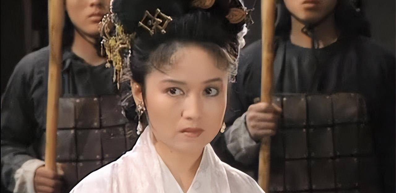甄宓号称三国第一美女,为何被曹丕赐毒酒,死后嘴里被塞满污秽物