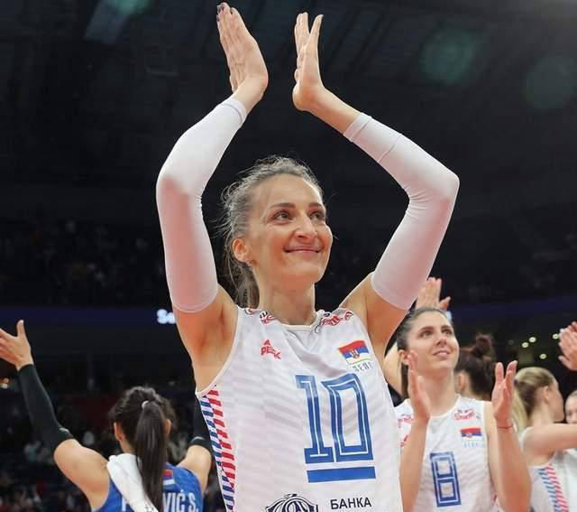 塞尔维亚女排逆转意大利,贝拉斯科主教练表达不满