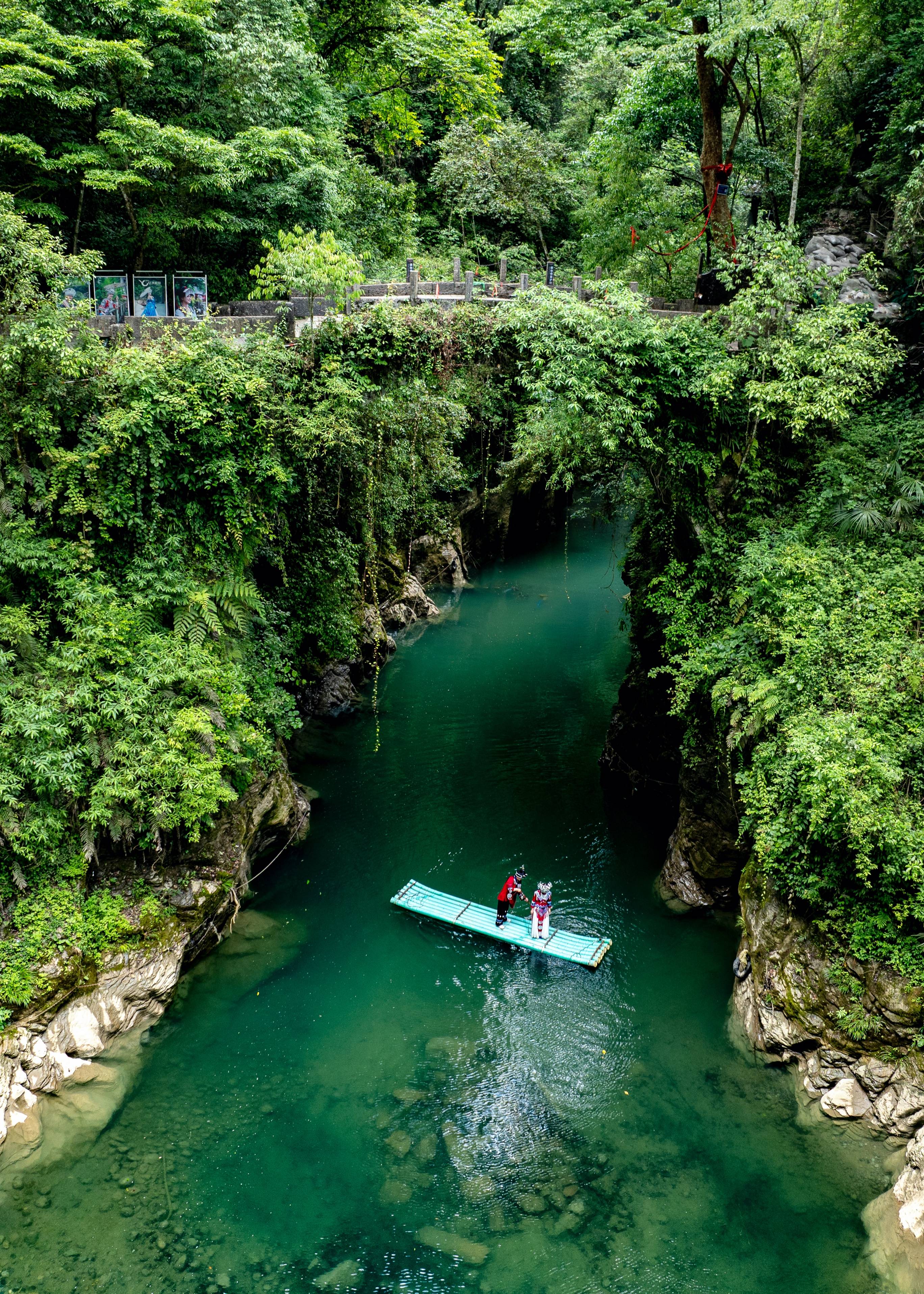 藏有神秘峡谷:巨凉快还没蚊子_地心_建始_石门