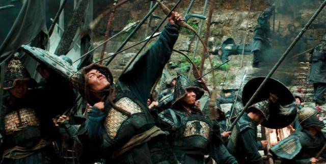 此人是三国第一猛将,吕布单挑不一定能赢,赵云对战肯定惨败!