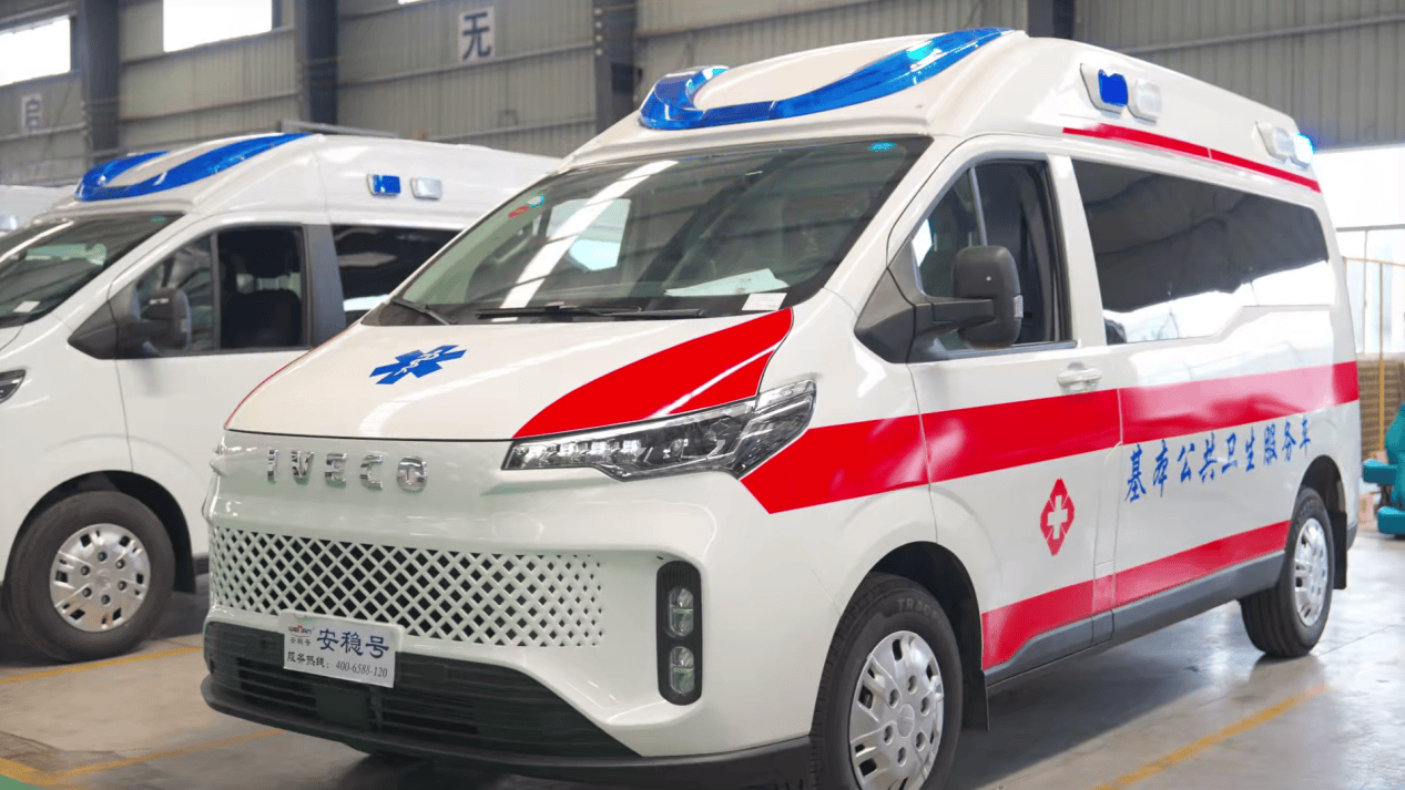 依维柯聚星救护车闪耀登场,助力多地医疗系统升级