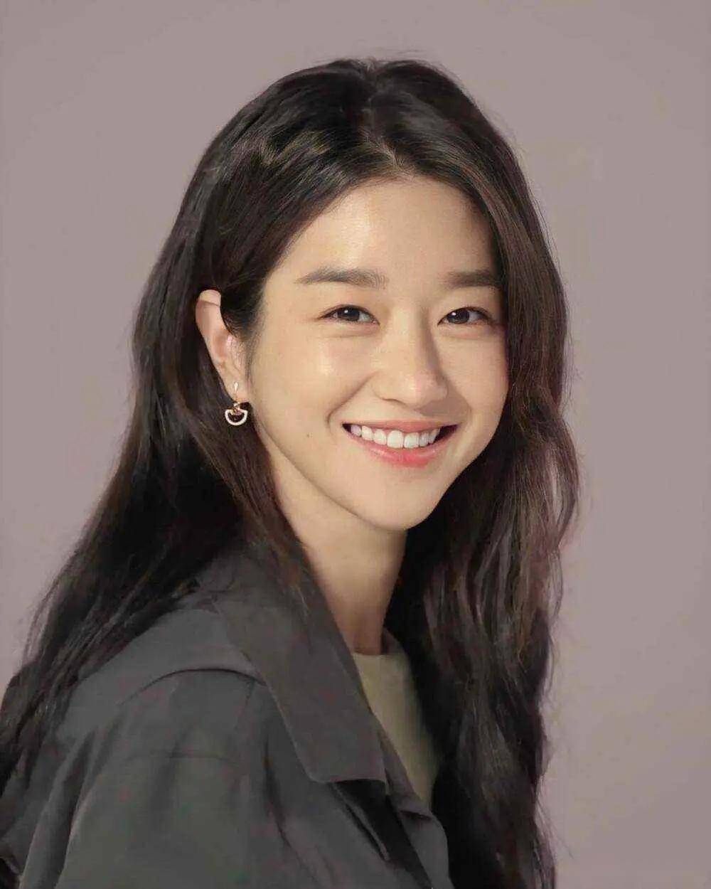 女神徐睿知丰腴身材曝光,写真美貌惊艳全场!