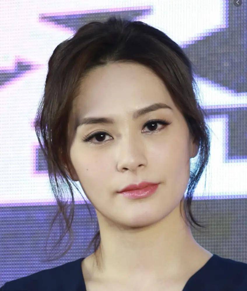 阿娇写真曝光,这谁顶得住!美貌与才华的完美诠释!