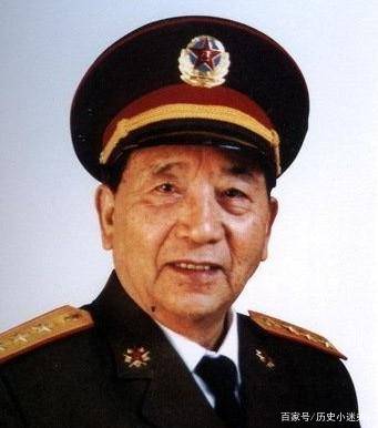 为37岁;第15军军长秦基伟和政委谷景生入朝时的年龄分别为37岁和38岁