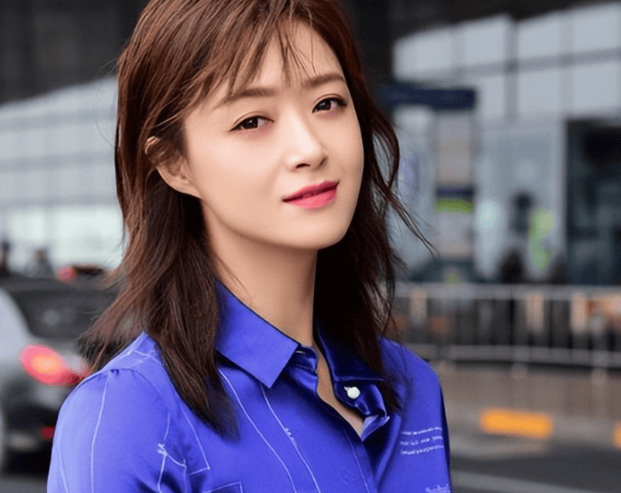 韩红说对了,没背景却无人敢"潜"的蒋欣,已经走上了另一条大道_刘涛