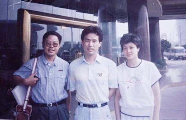 1993年,孙梅英在麻将桌上突然晕倒,经抢救后依然离开了人世_何智丽