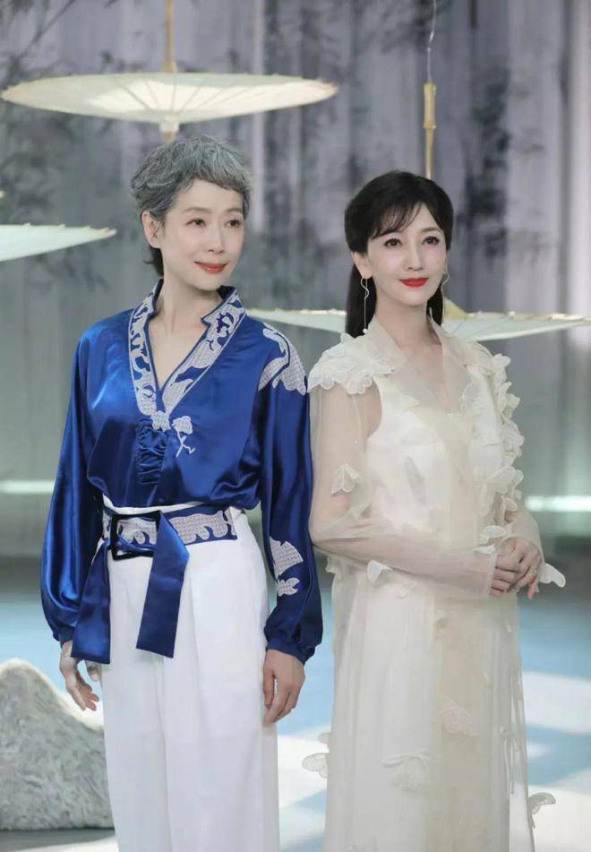 70岁的赵雅芝能保持这样的气质和状态,已经超越了大多数同龄人