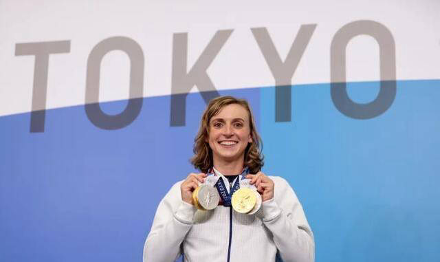 瑞恩-墨菲(男子100米仰泳和200米仰泳):墨菲是历届奥运会上首位参加两