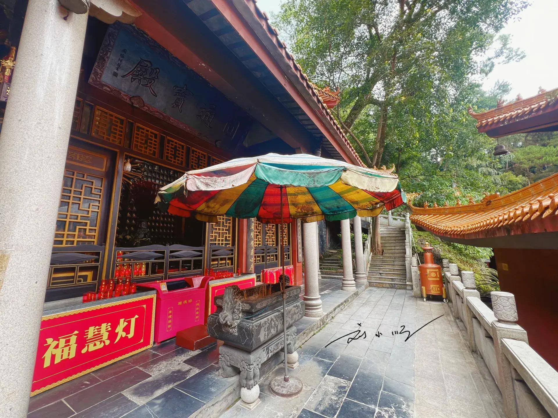 广西桂平有个4a级景区,被誉为南天第一秀,还是著名佛教圣地