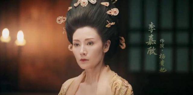 原创            每月200万不够花？李嘉欣夫妇亏本卖房，昔日过亿豪宅只卖6000万-李嘉欣挑衅