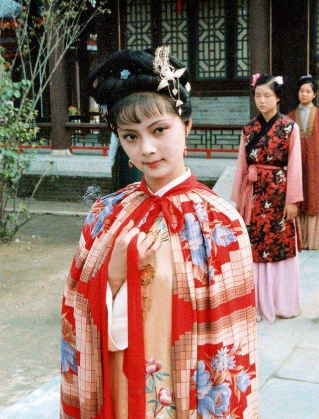 读《红楼梦》:良缘与爱情是一回事?错了!_宝玉_黛玉_金玉