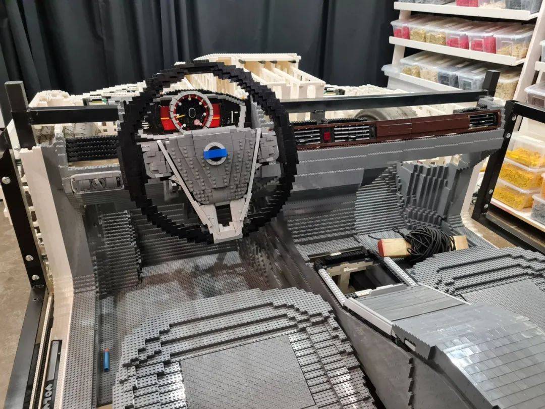 用乐高拼出一辆真能开动的沃尔沃是种什么体验?