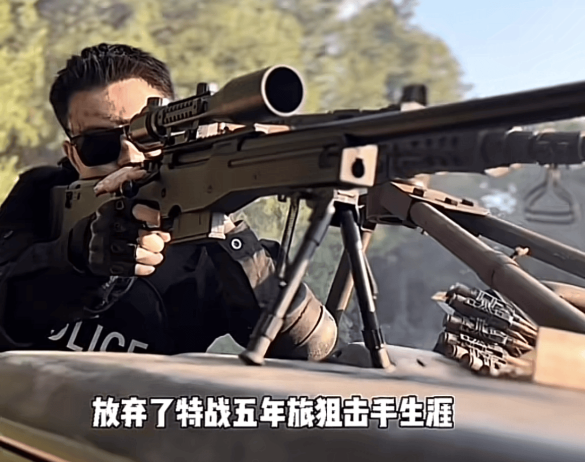 军装下的誓言,生活中的承诺在陈飞扬和李温柔那一天的婚约上,军服不