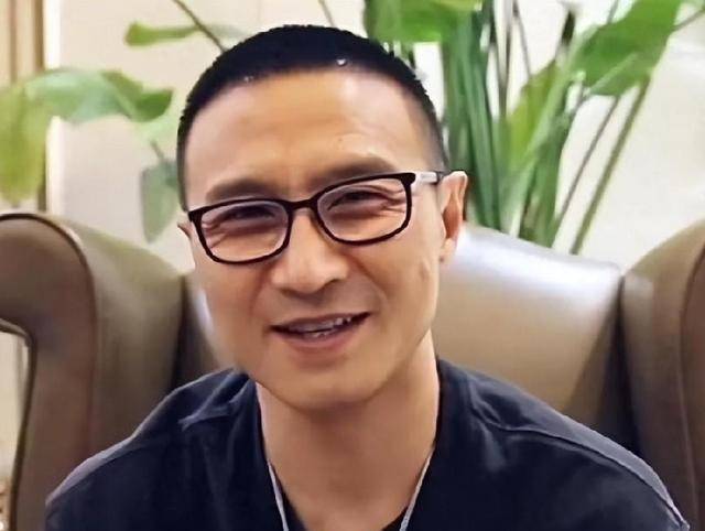 汪峰新女友和前夫昔日合照曝光，大量私人生活照片公开-汪峰的女朋友叫什么名字